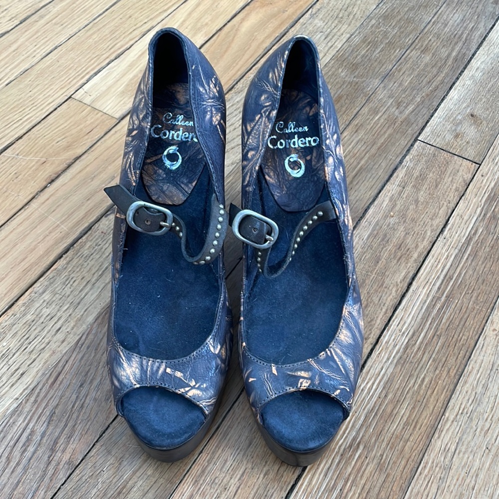 Colleen Cordero platform shoes - beautiful design!